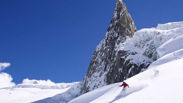 安博体育集团：核心力量训练无器材篮球入门